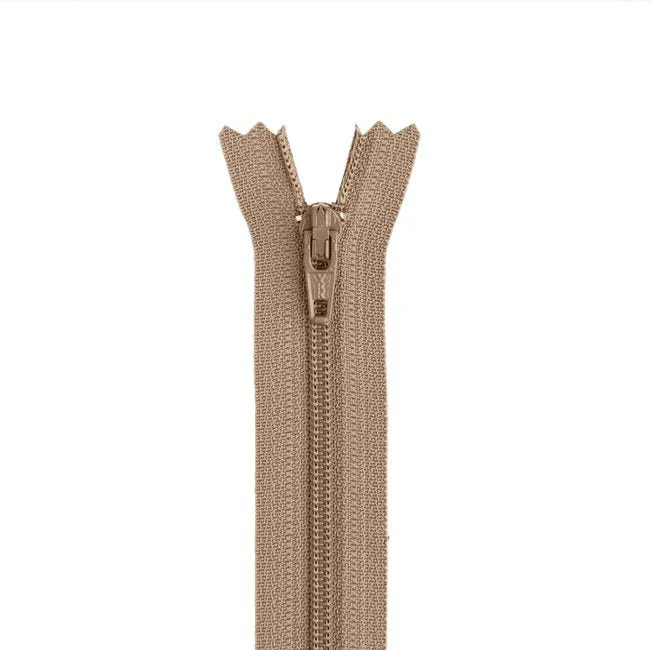 22" #3 Nylon Coil Non-Separating Zipper / Gabardine (810)