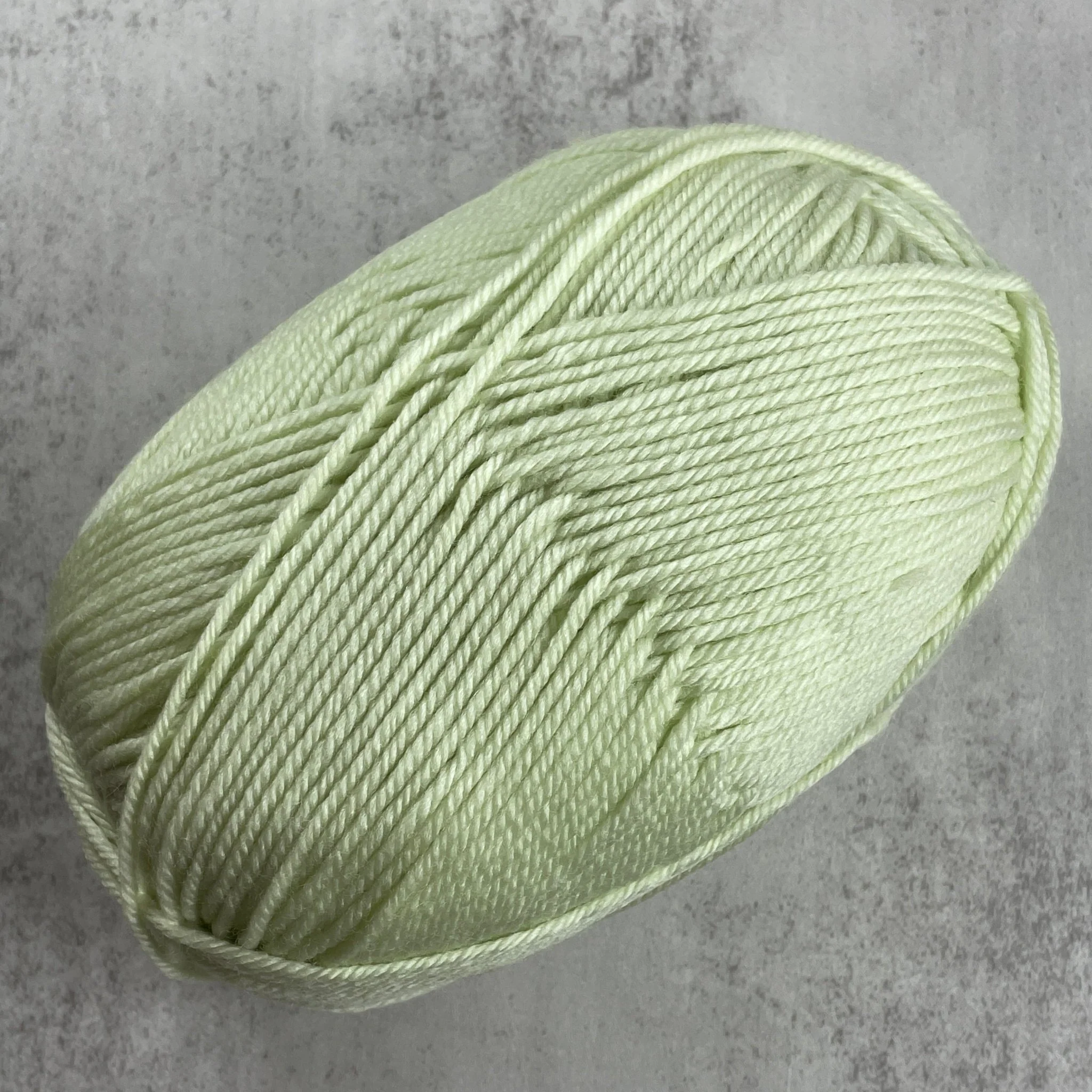 220 Superwash Merino / 56 Seafoam Green