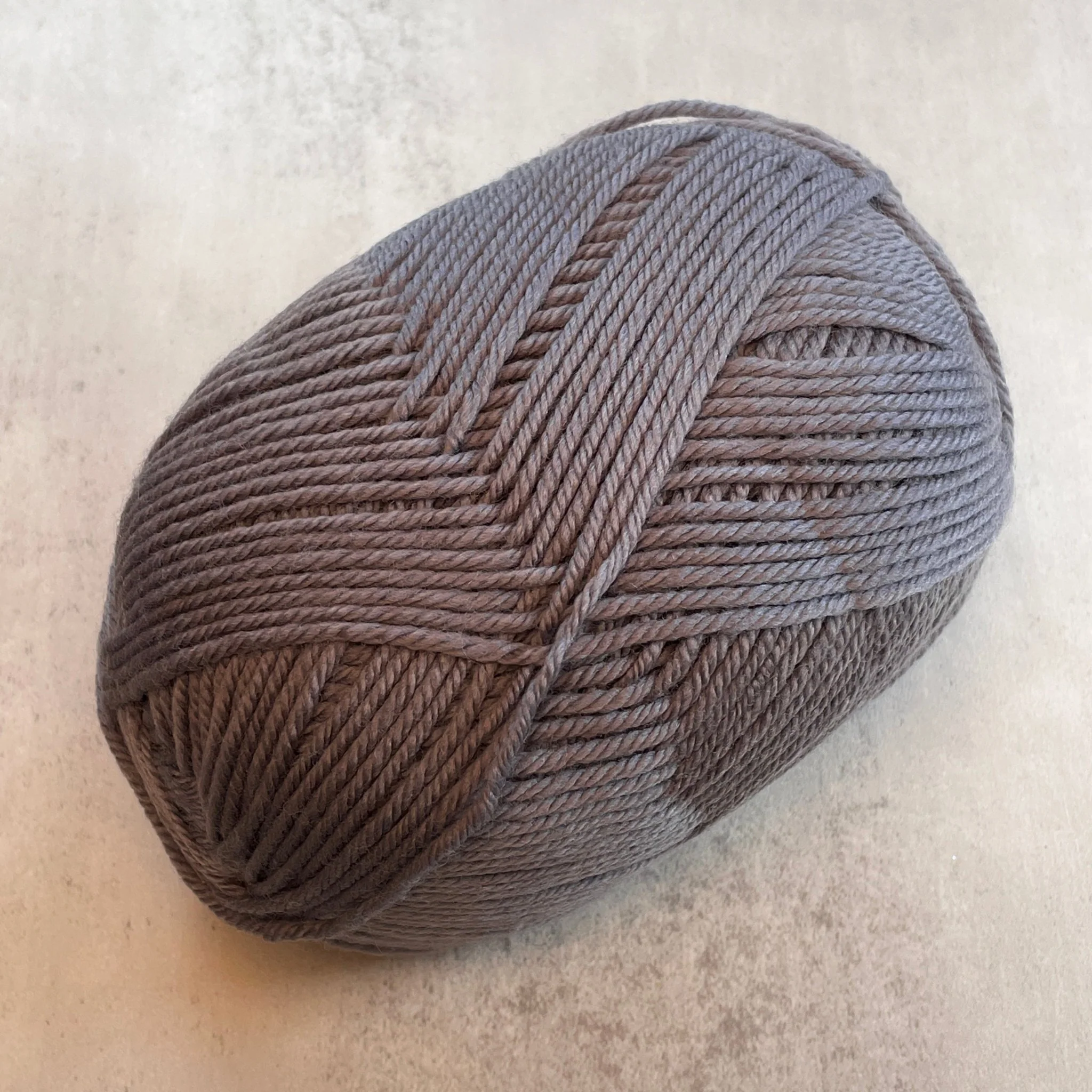 220 Superwash Merino / 66 December Sky