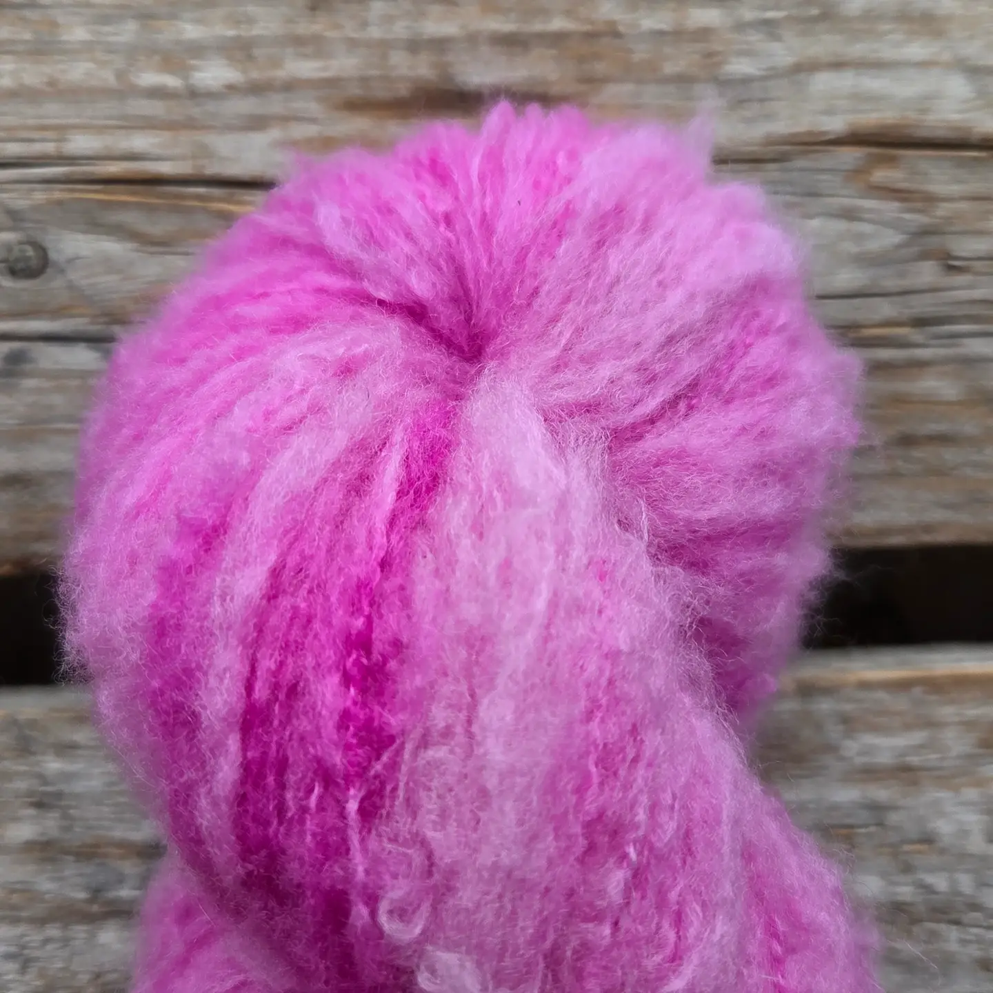 Andra / Hot Pink