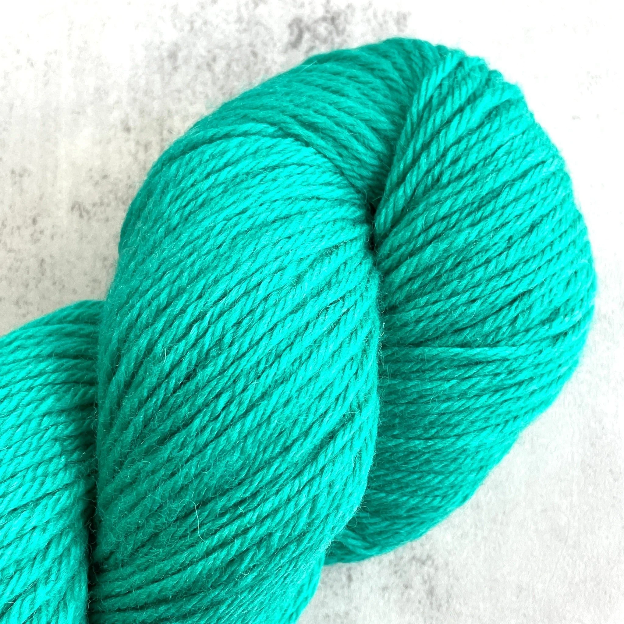 Cascade 220 / 1049 Peach Dust - Image 2