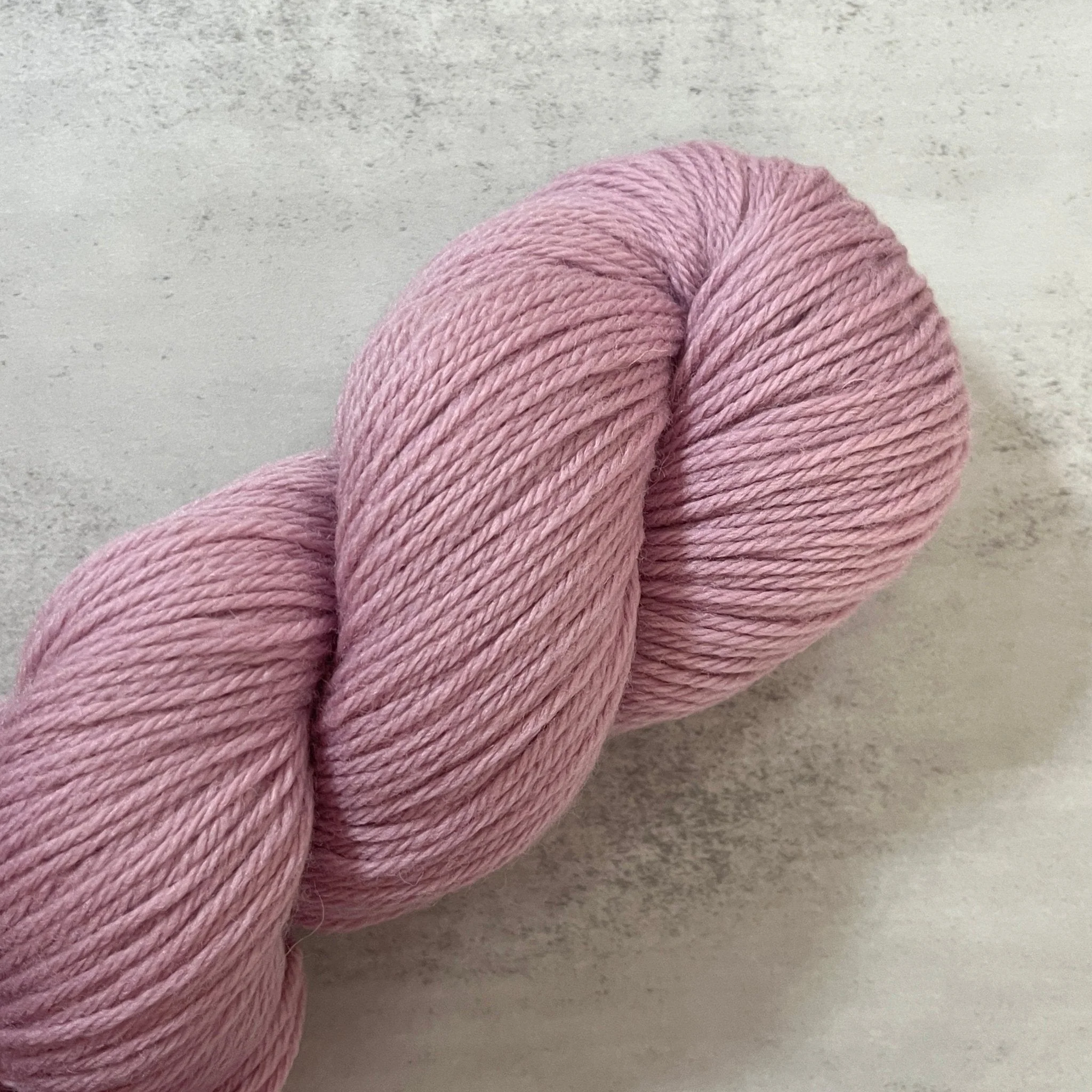 Cascade 220 / 1076 Antique Lilac