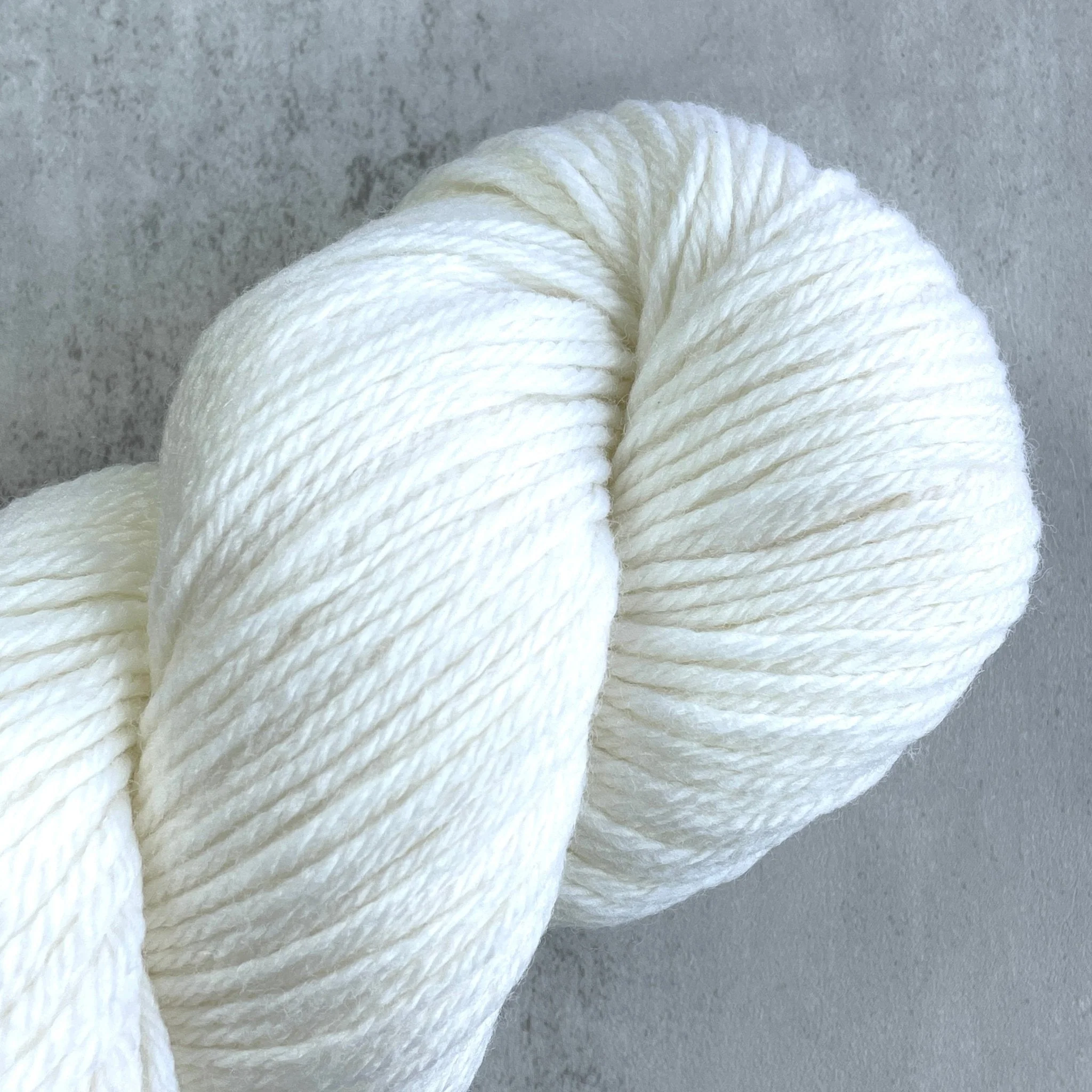 Cascade 220 / 8505 White