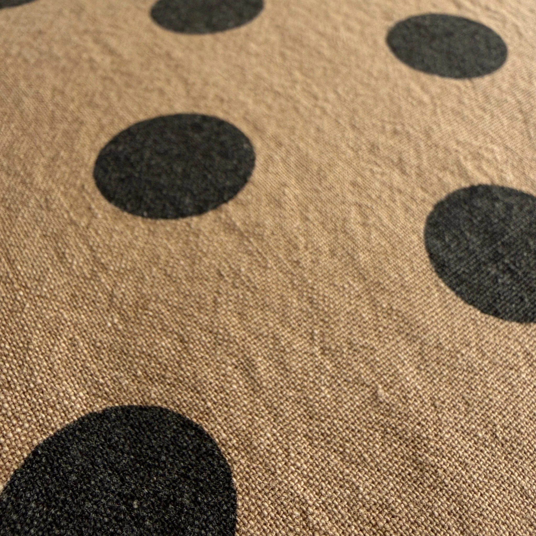 Circus Dot / Camel - Image 2