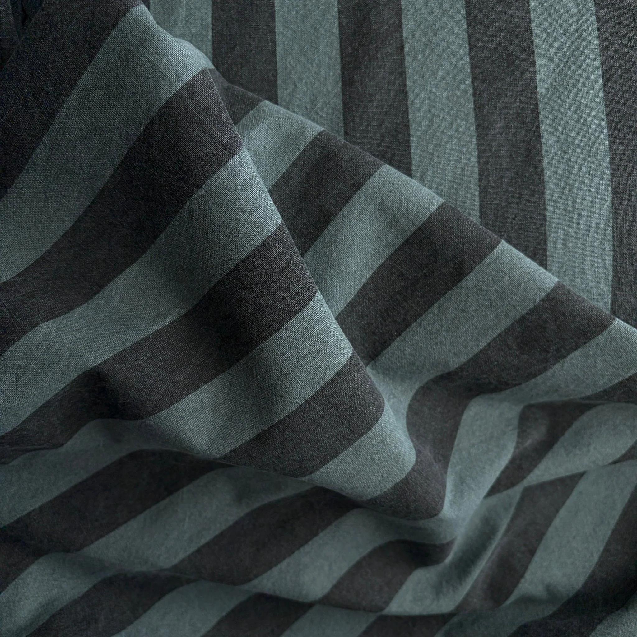 Circus Stripe / Storm