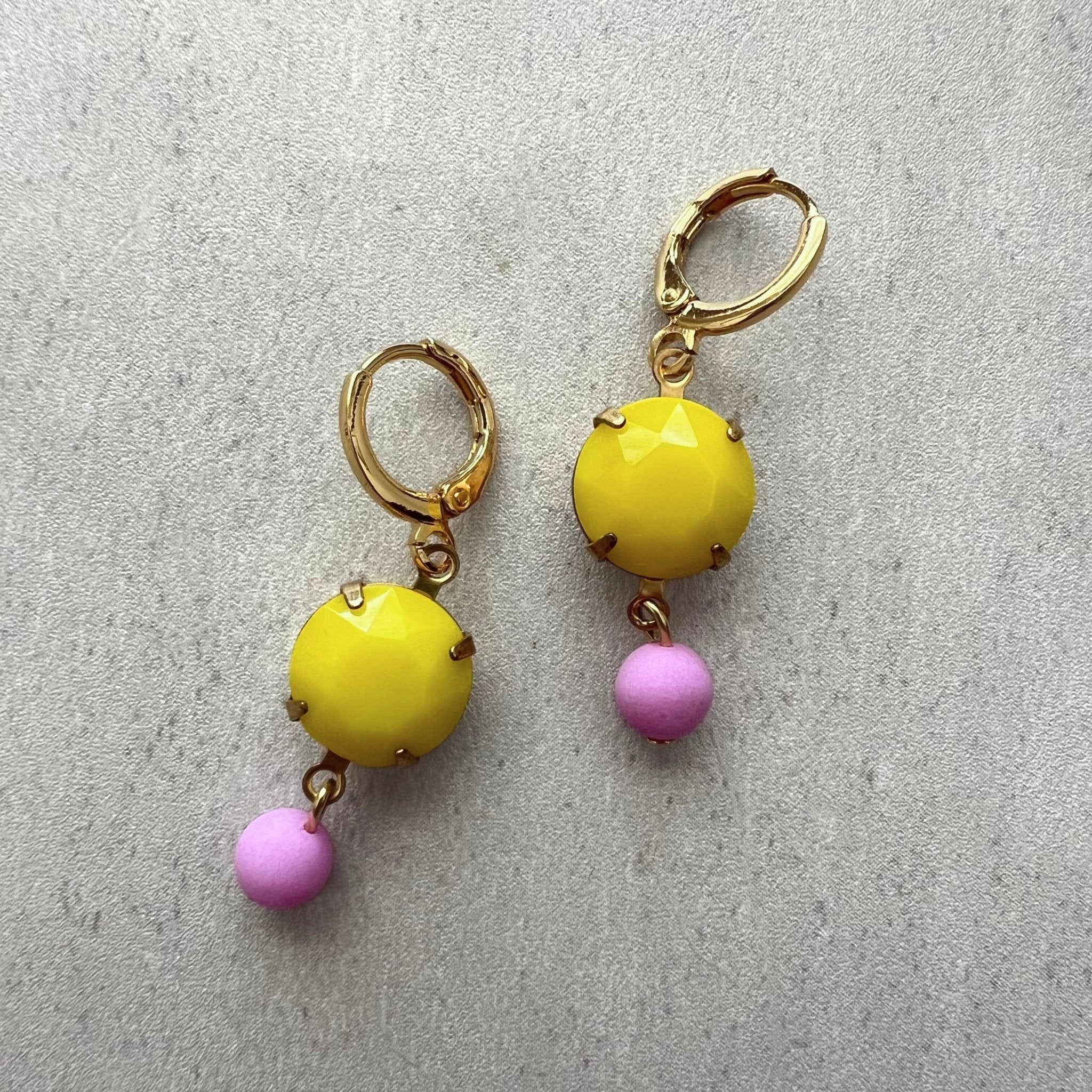 Vintage Orchid Lemon Drop Earrings - Image 2