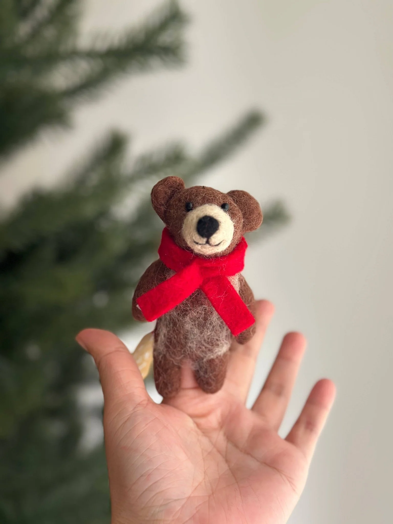 Felt Finger Puppet / Honey Bear