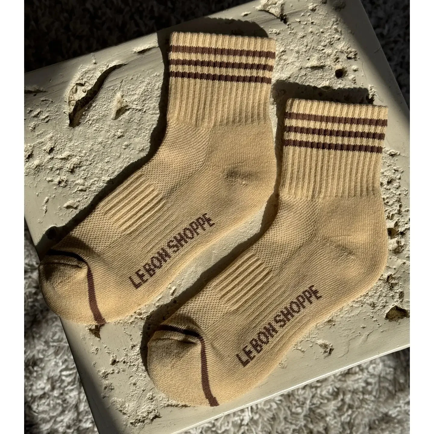 Girlfriend Socks / Daisy