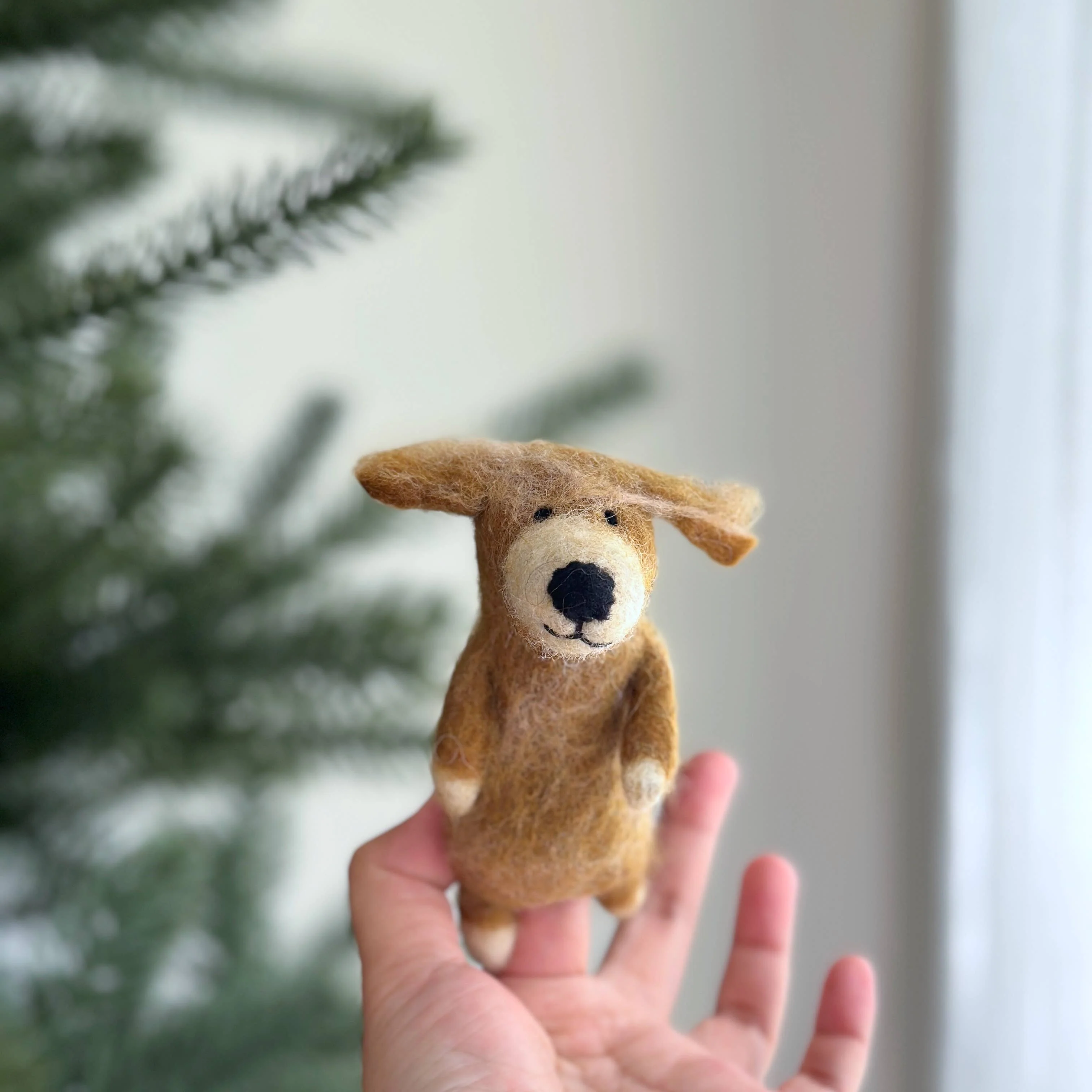 Felt Finger Puppet / Golden Retriever