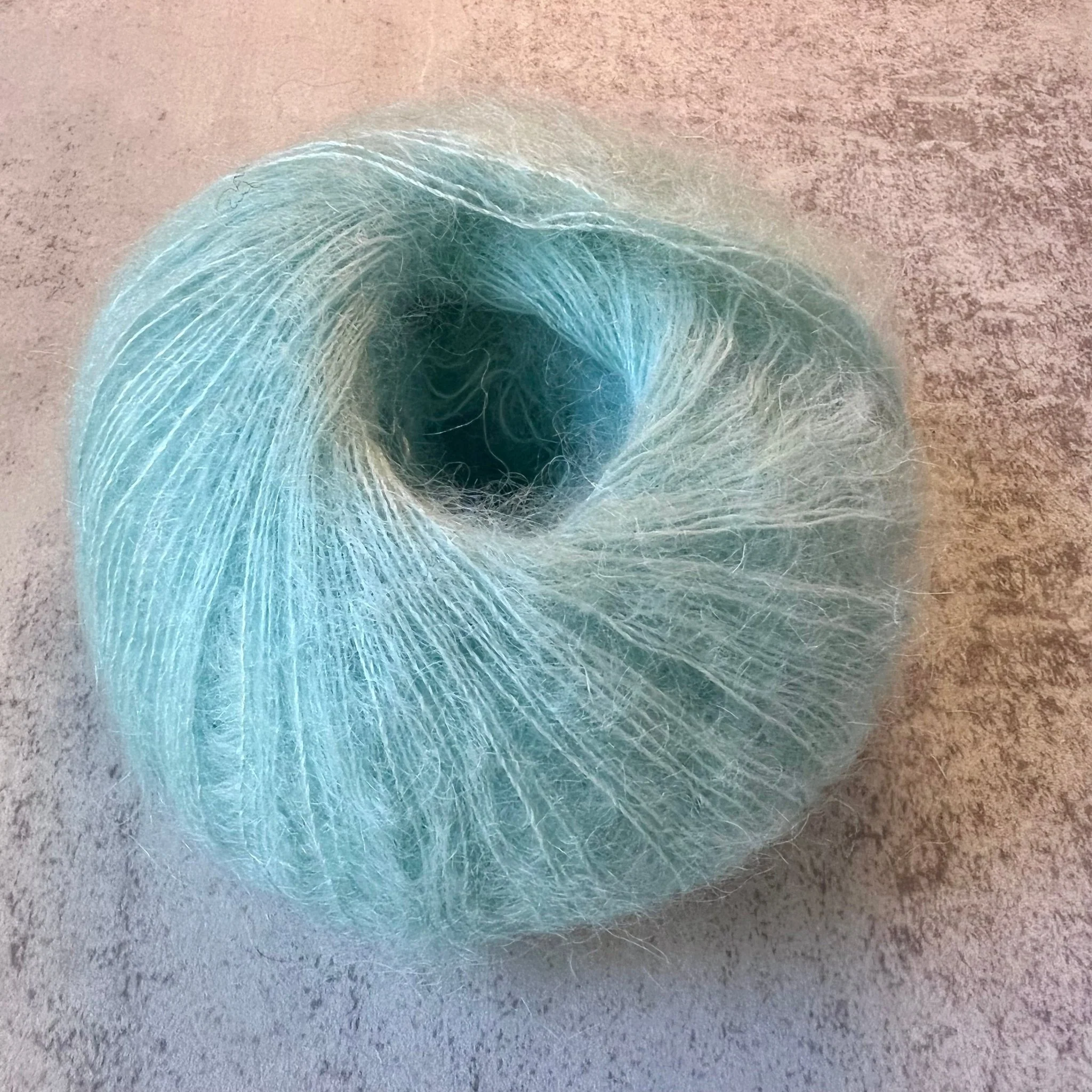 Kid Seta / 462 Light Turquoise