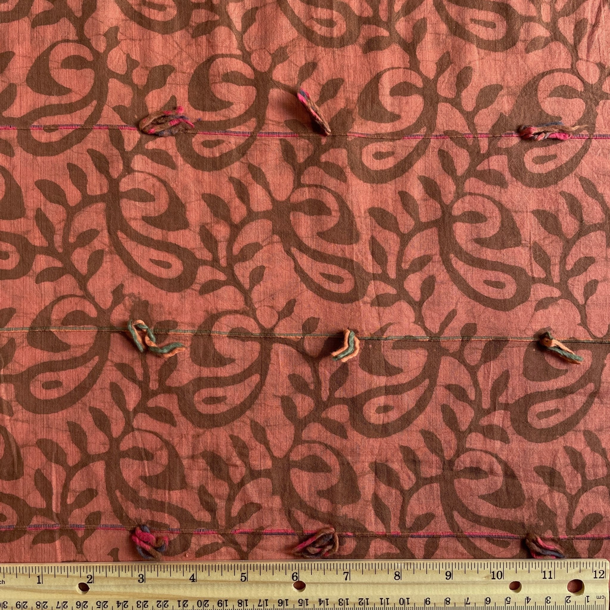 Lightweight Block Print With Knotted Yarn / Spice - Image 3