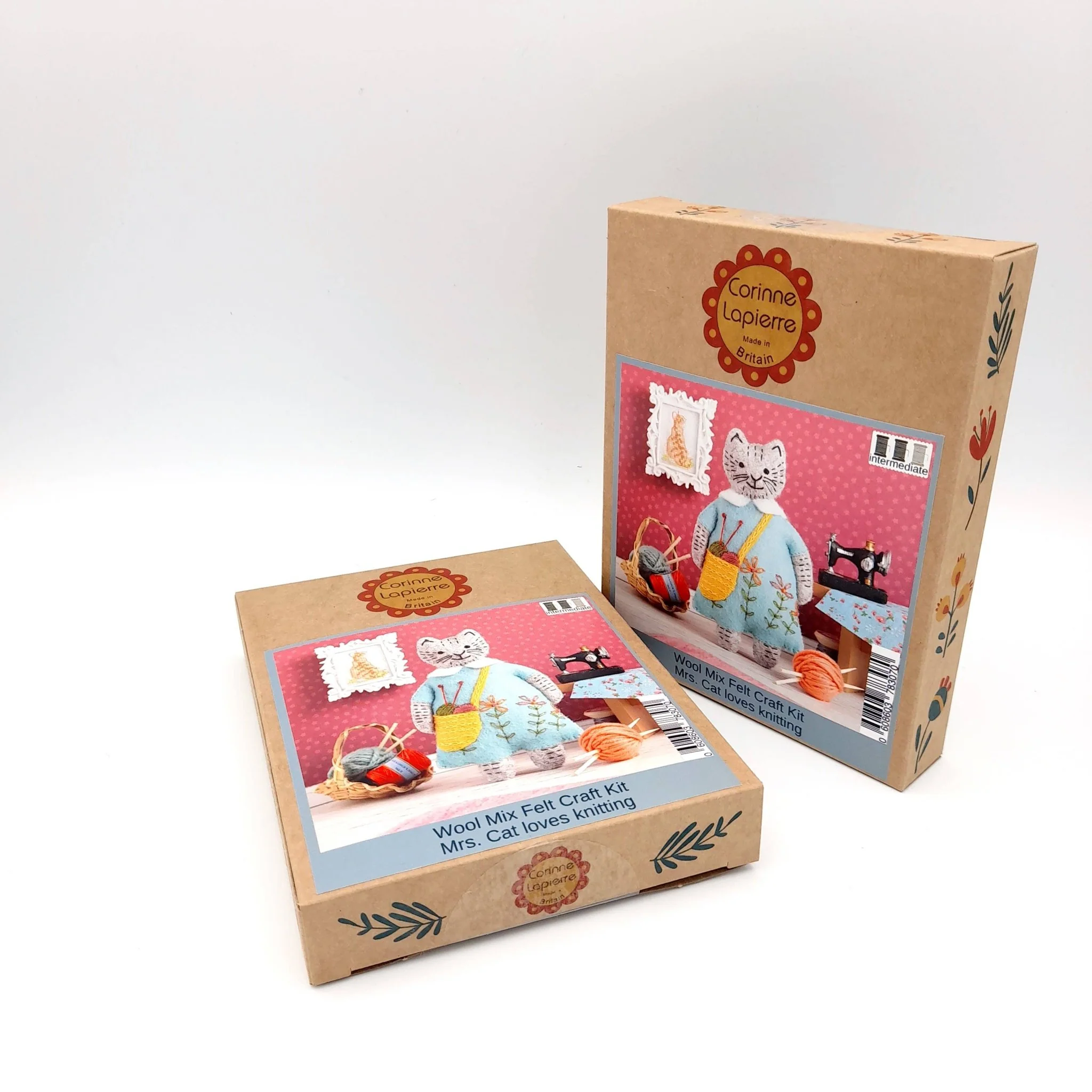 Mrs. Cat Loves Knitting Felt Craft Mini Kit - Image 4