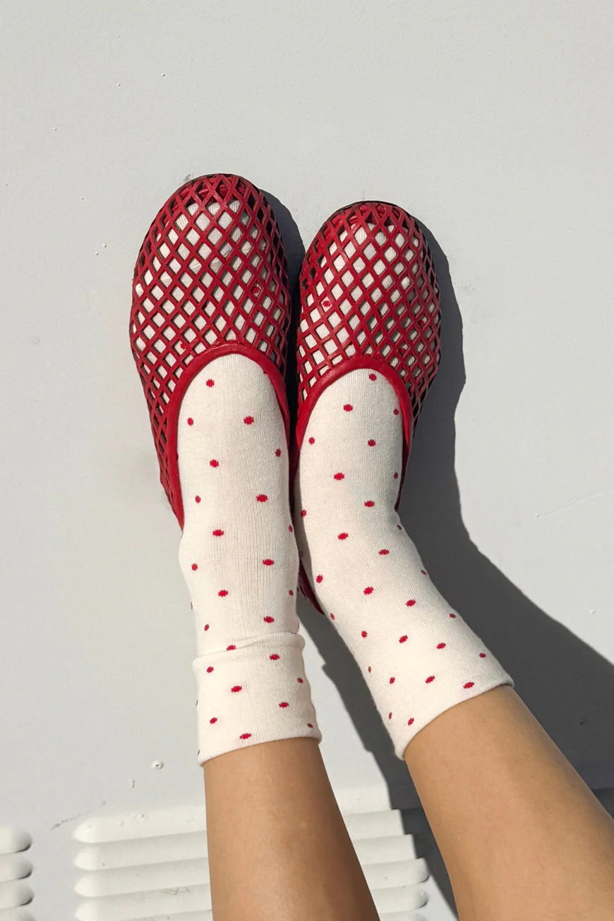 Patterned Sneaker Socks / Cream + Red - Image 2