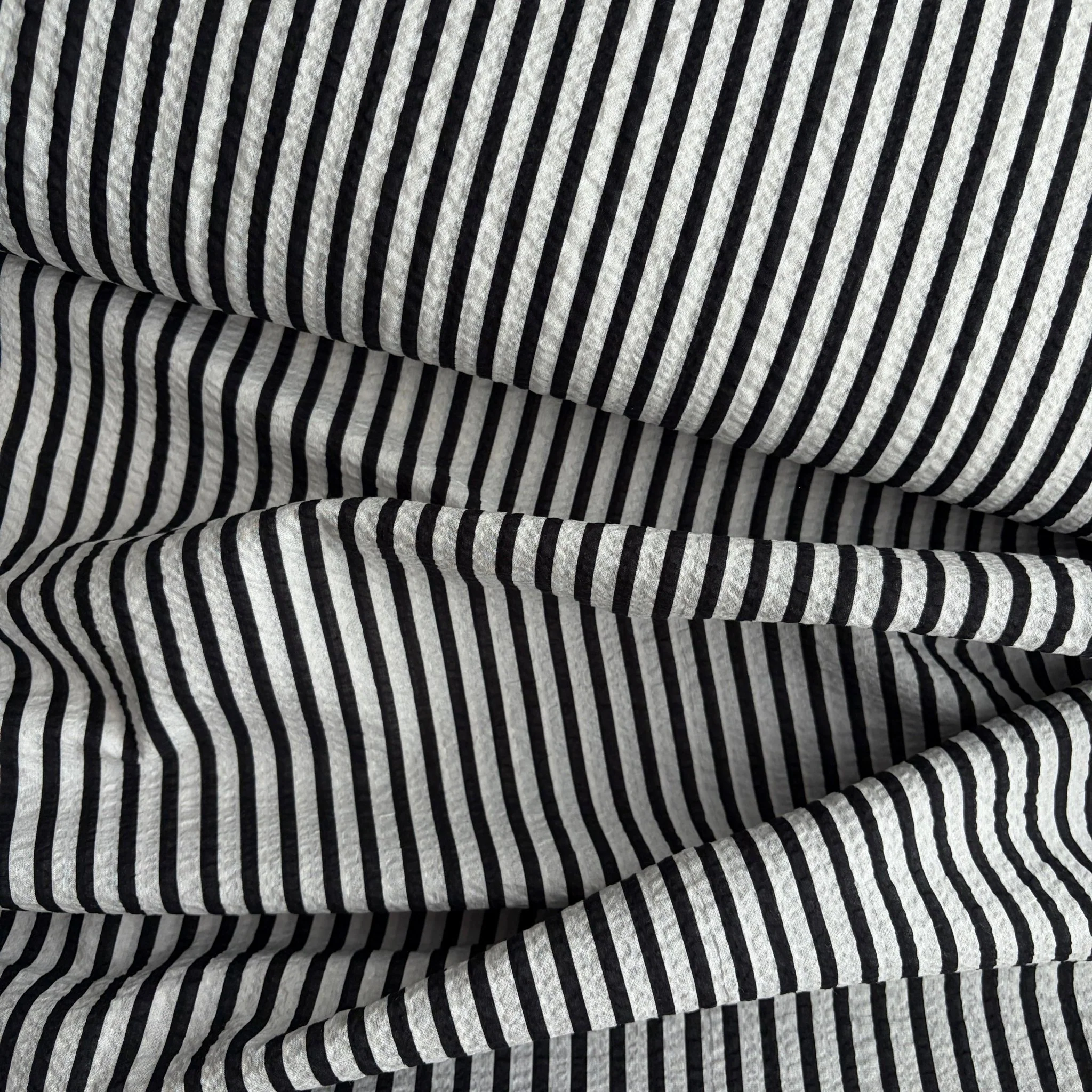 Ripple Cotton Lawn / Licorice