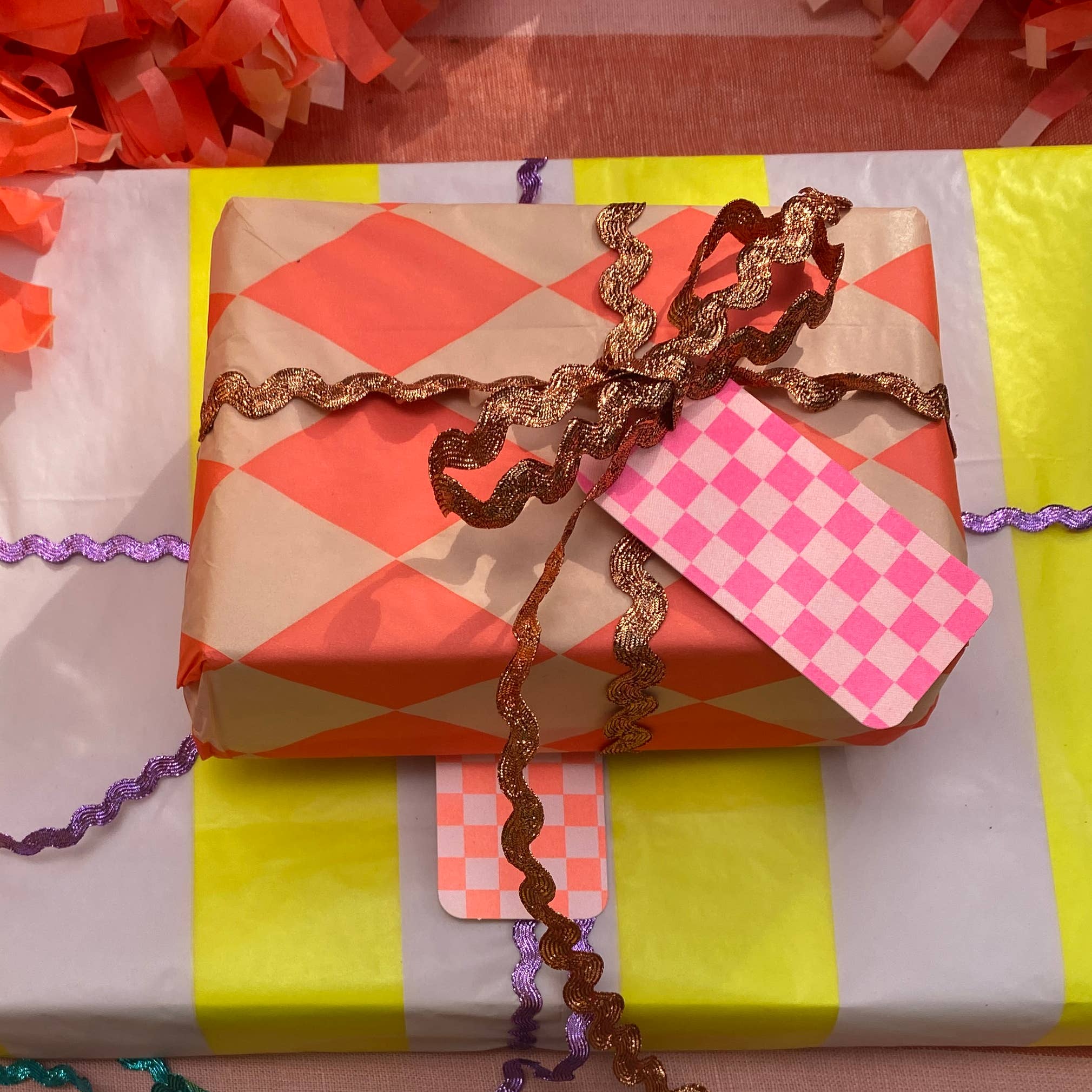 Set of 14 Mixed Design Gift Tags - Image 3