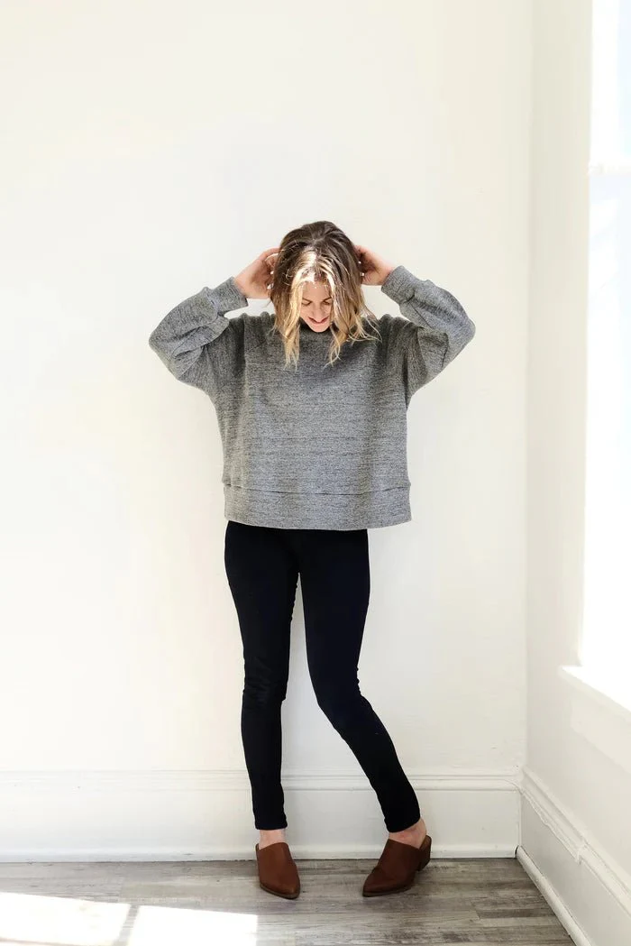 Sew House 7 / Cosmos Sweatshirt & Elemental Pencil Skirt / Curvy - Image 7