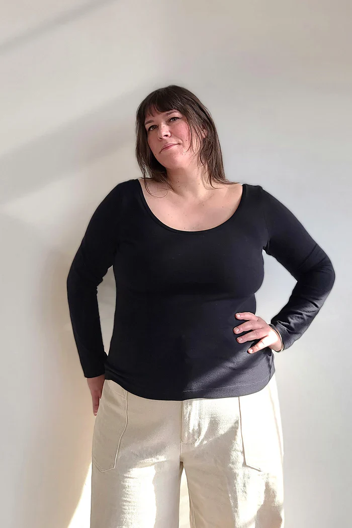 Sew House 7 / Skyline Tee / Curvy - Image 6