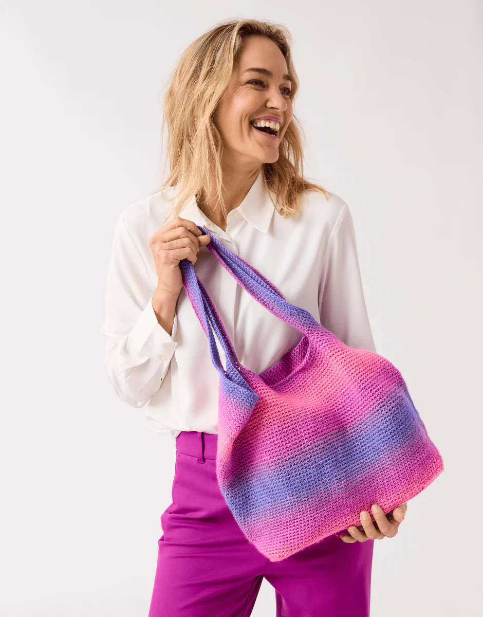 Sirdar Jewelspun Ombre Pattern Booklets / 10848 Totally Crochet Tote