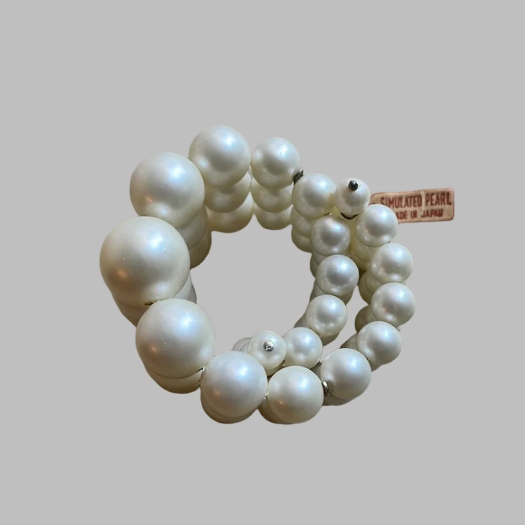 Vintage Japanese Faux Pearl Cuff - Image 3