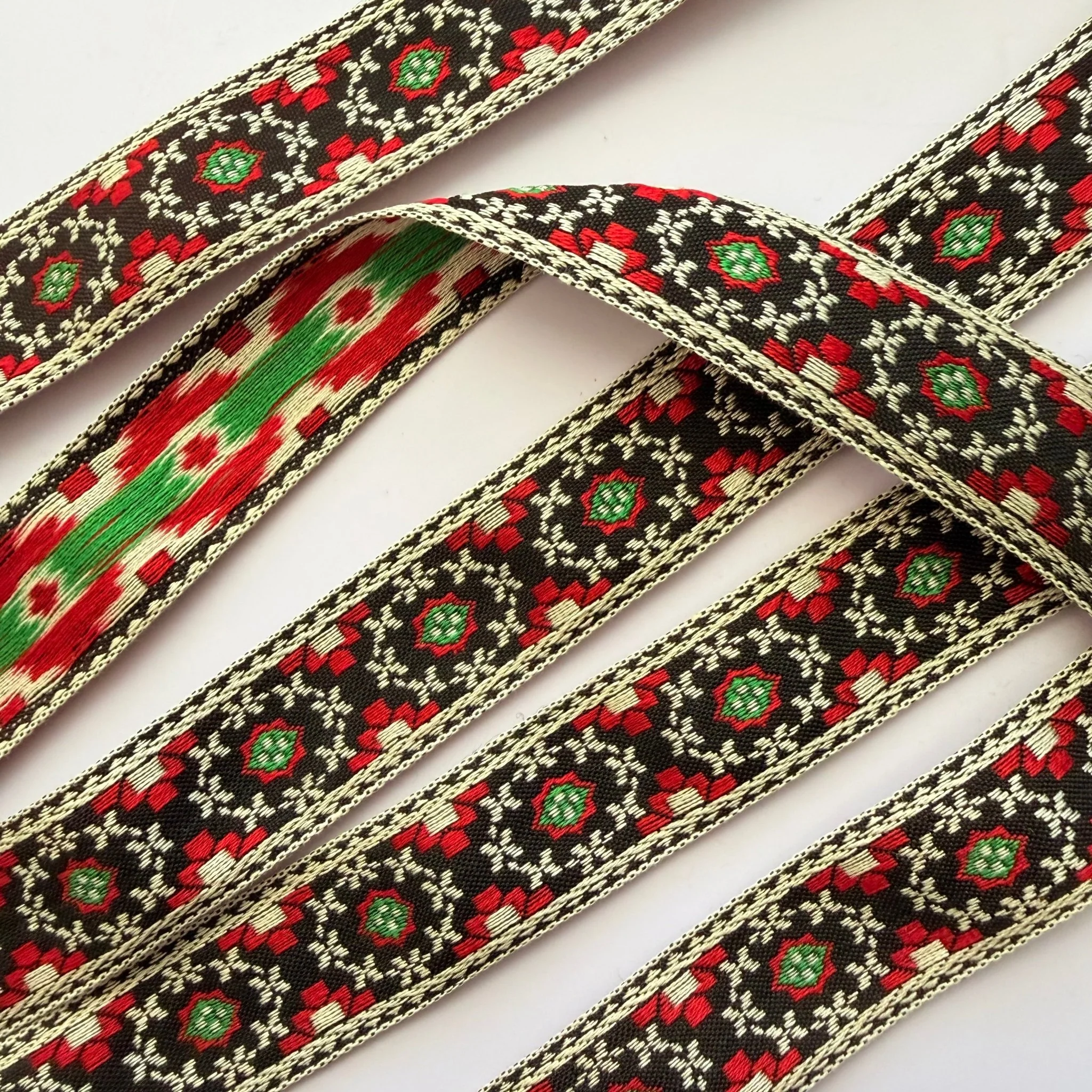 Vintage Noel Jacquard
