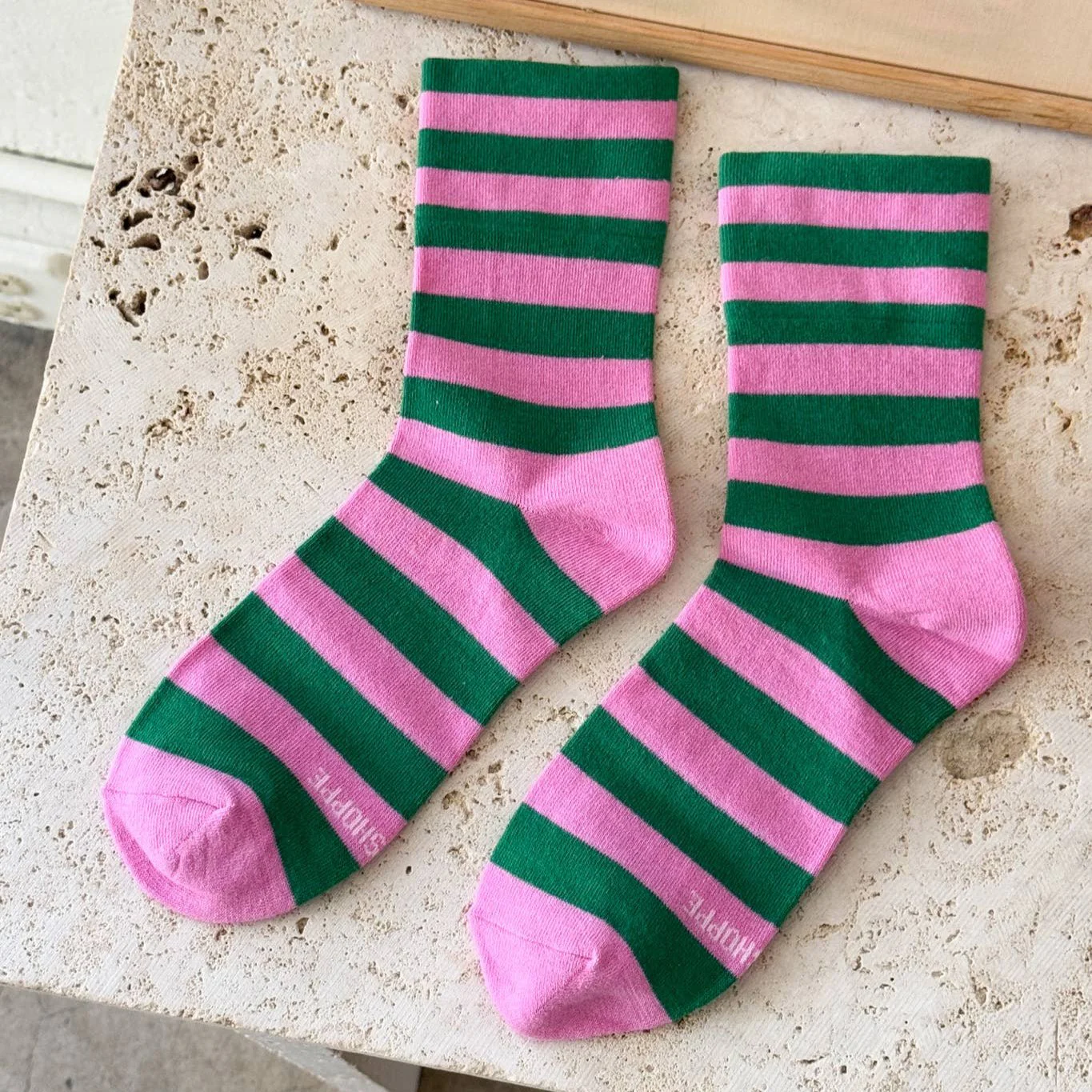 Wally Socks / Wide / Pink Stripe