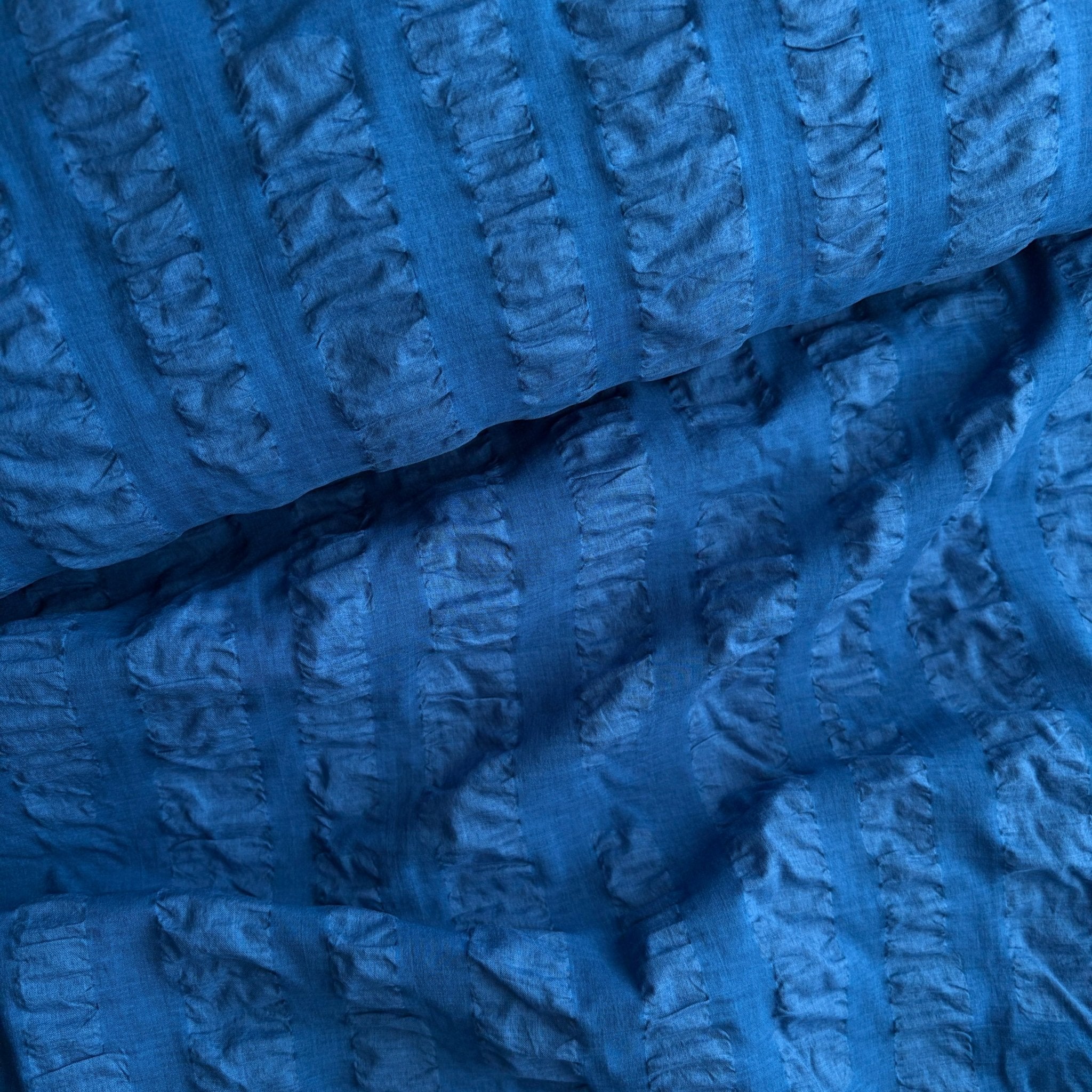 Wide Stripe Ripple Cotton Lawn / Blue